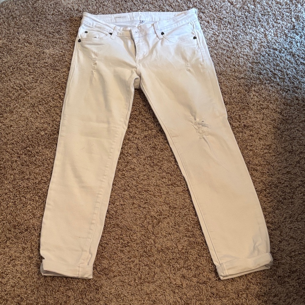 KUT from the Kloth distressed white, Catherine boyfriend denim